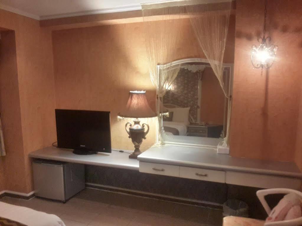 Boston Hotel Chiayi Eksteriør billede
