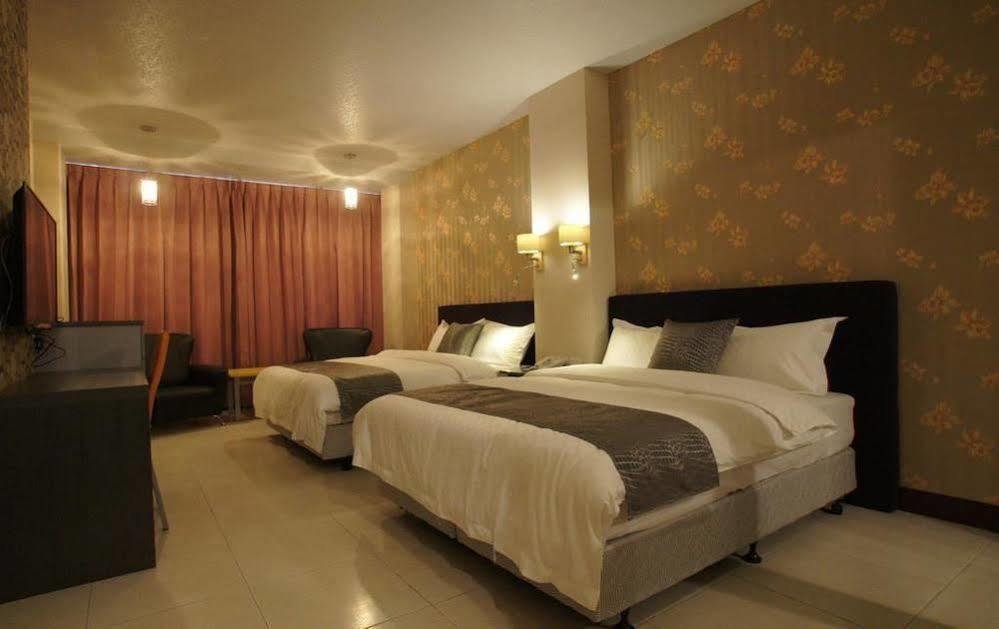 Boston Hotel Chiayi Eksteriør billede